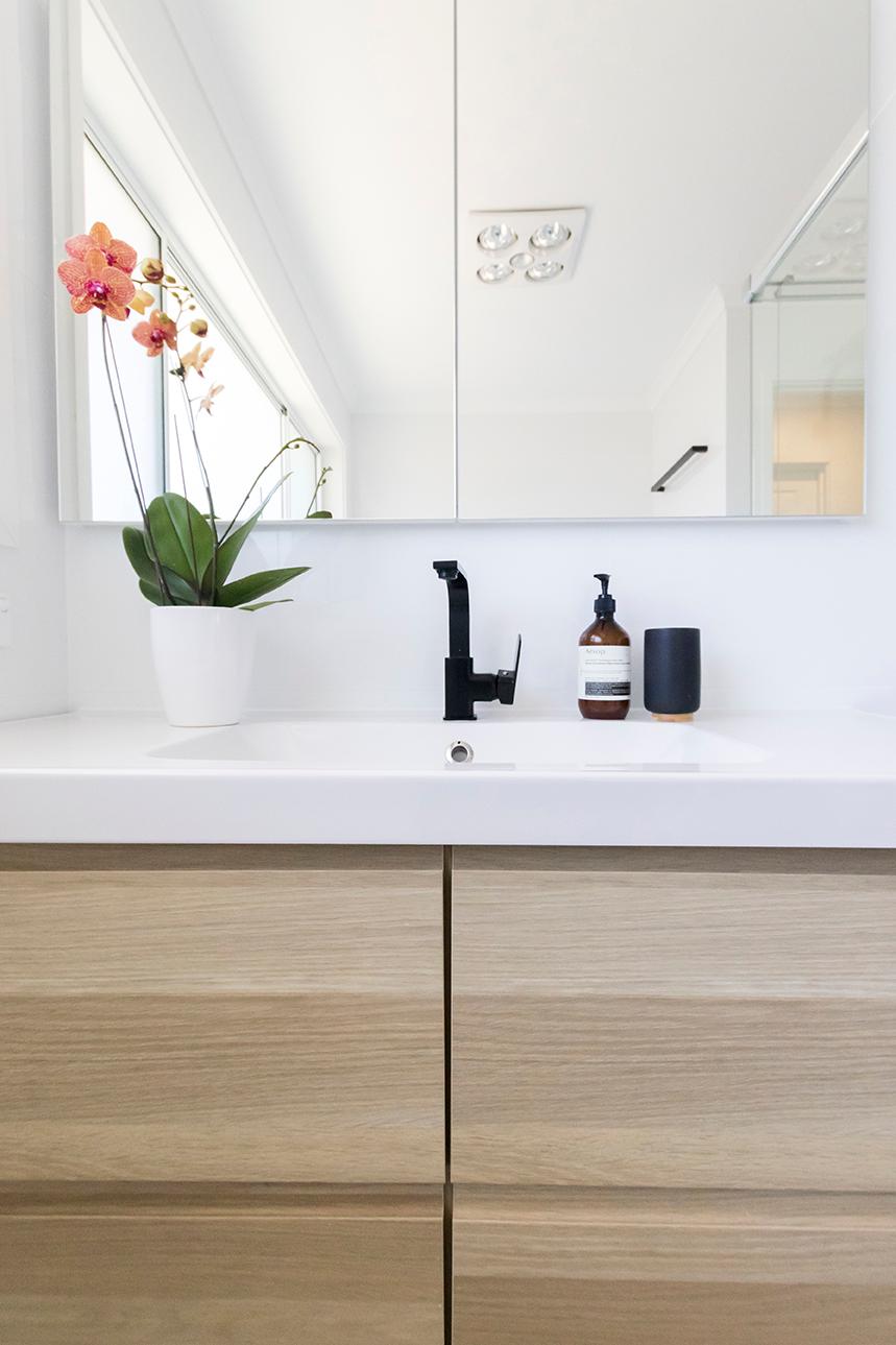 Discover how much it costs to renovate your bathroom in Canberra or Queanbeyan.